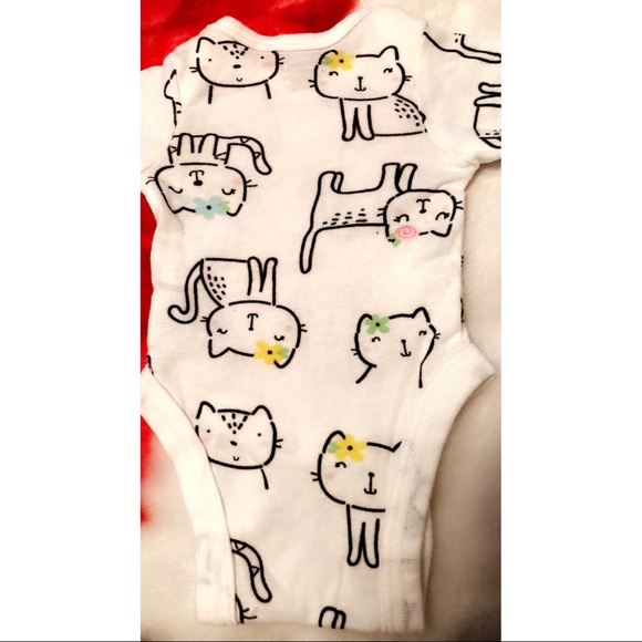 Baby onesies - Picture 2 of 2